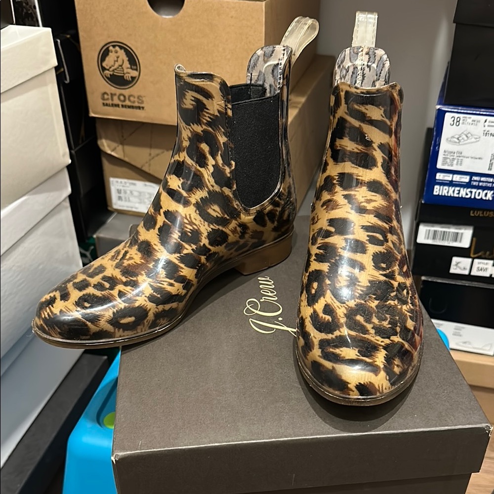 J. Crew Brown Winter Boots Chelsea Style